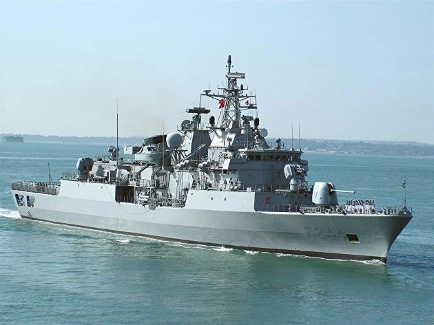 Πρόκληση διαρκείας: Στο Κρητικό Πέλαγος η τουρκική φρεγάτα Barbaros